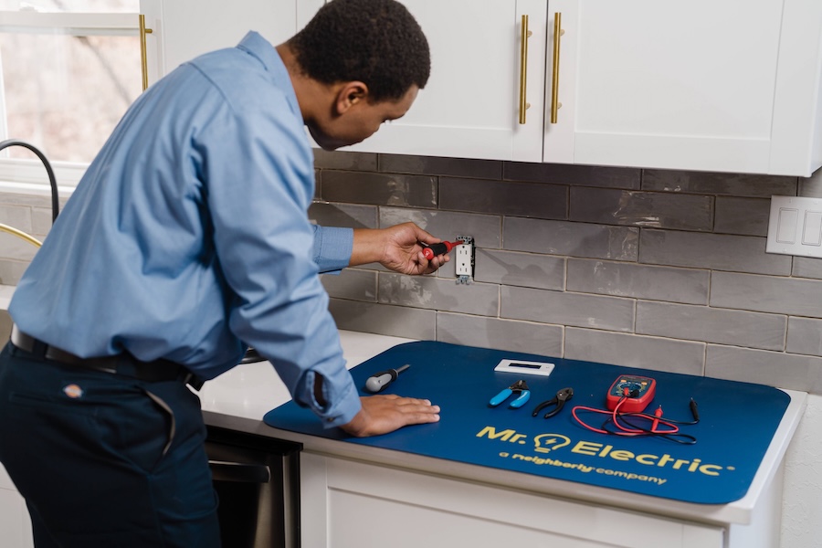 Electrical Outlet Replacement in South Salt Lake, UT